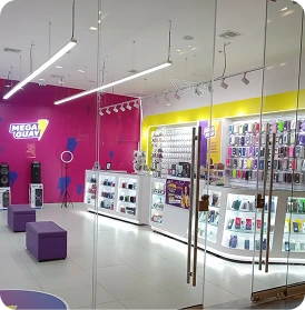 Proyecto de local comercial para Mega Guay, marca de retail en expansión dentro de centros comerciales